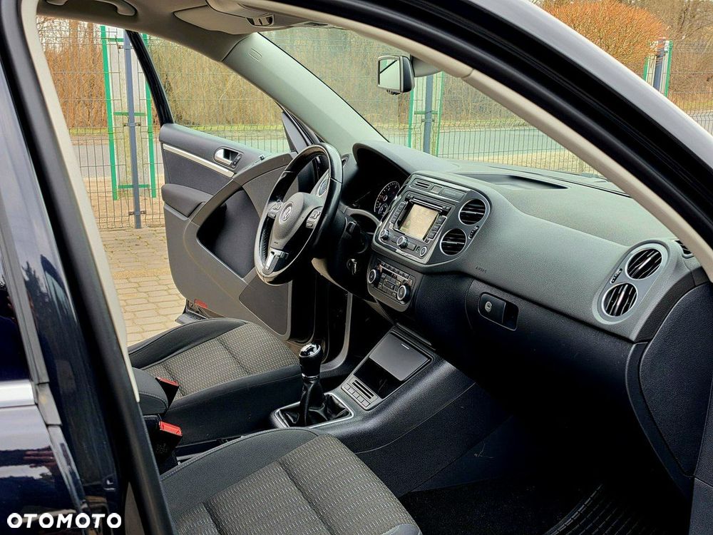 Volkswagen Tiguan - 17