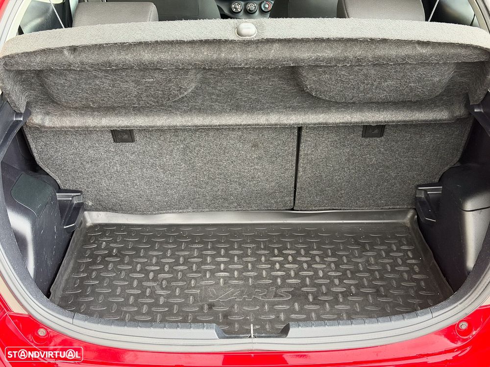 Toyota Yaris 1.0 VVT-i Sport - 27