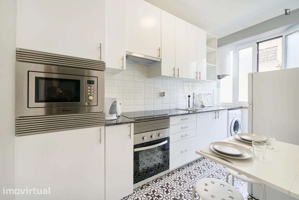 Quarto - localizado em Amadora Lisbon - Grande imagem: 4/28