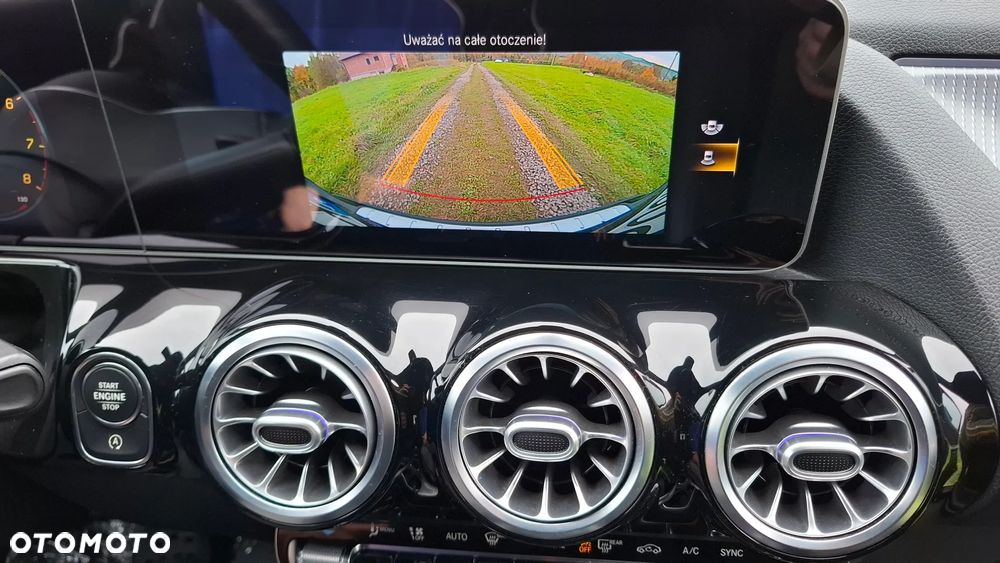 Mercedes-Benz GLA 250 4-Matic - 27