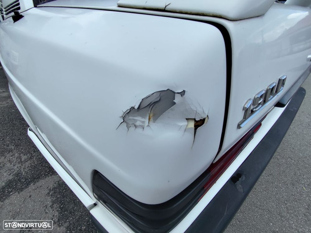 Mercedes-Benz W201 (1982-1993) 190 D 2.5 - 10