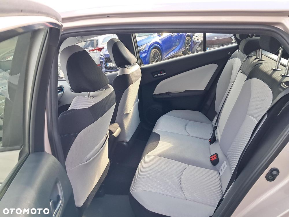 Toyota Prius 1.8 Hybrid Comfort - 14