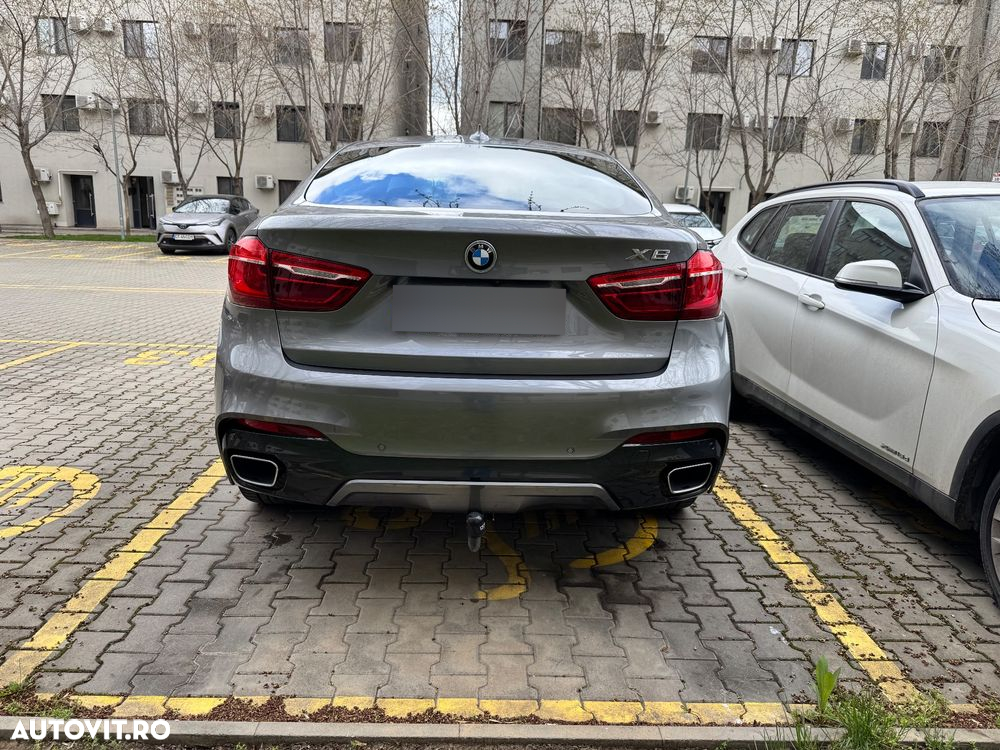 BMW X6 xDrive30d - 16