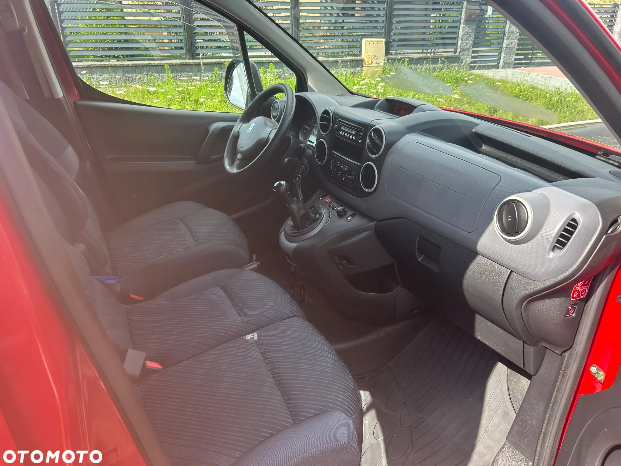 Peugeot PARTNER - 8