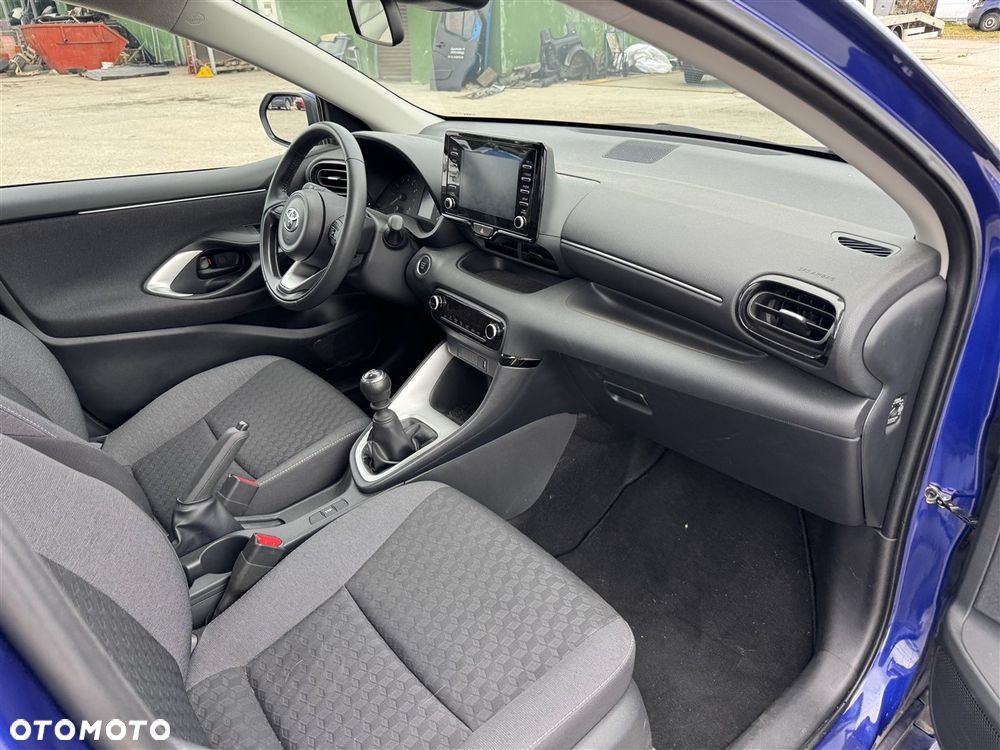 Toyota Yaris - 23