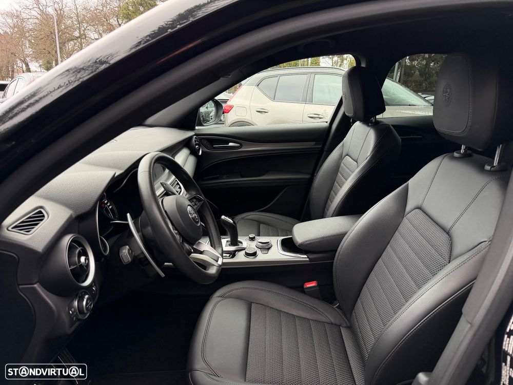 Alfa Romeo Stelvio 2.2 D Sprint AT8 - 13