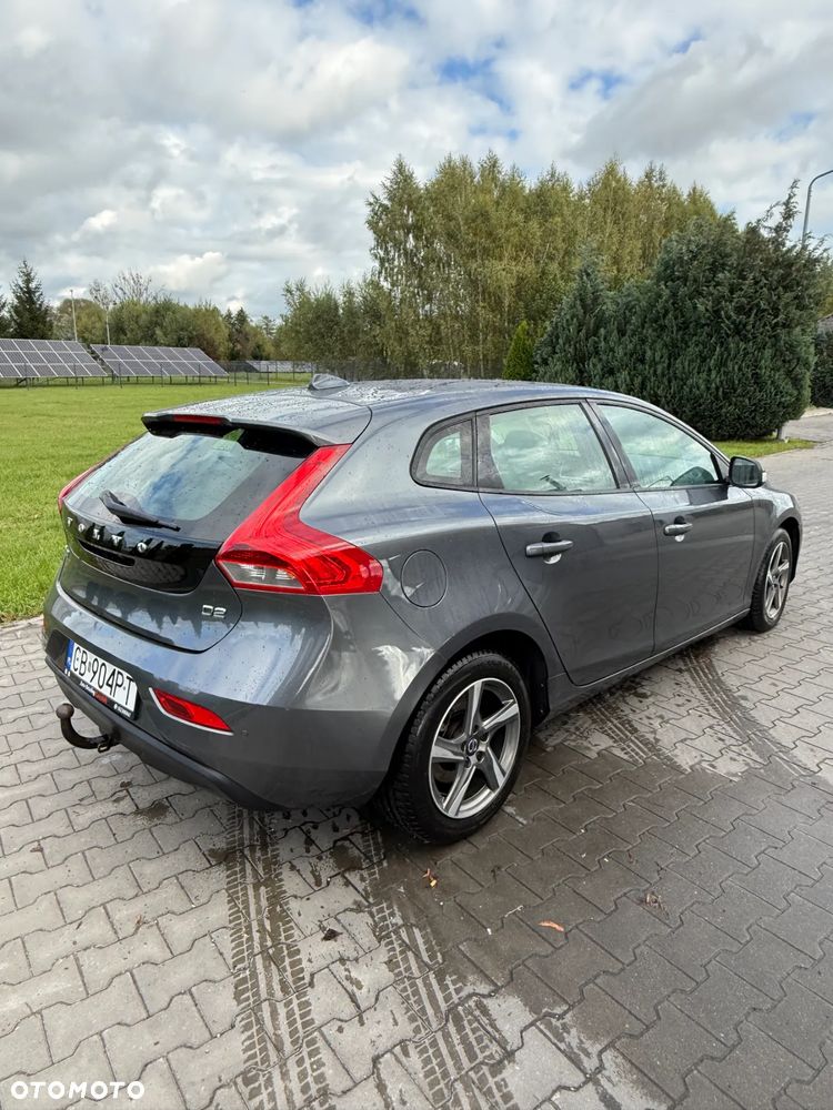 Volvo V40 D2 Momentum - 5