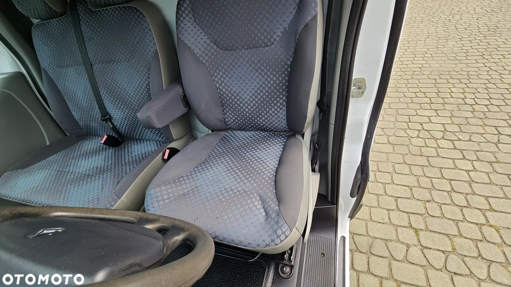 Renault Trafic 2,0 DCI - 14