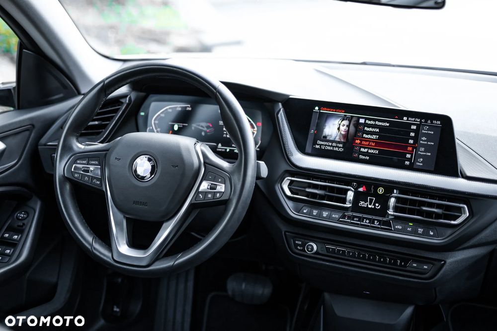BMW Seria 2 218i Luxury Line - 12