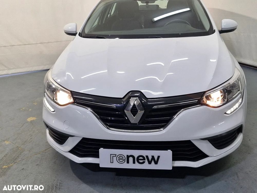 Renault Megane Estate TCe GPF Life - 9