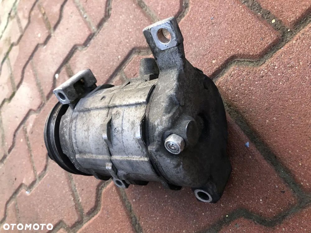 CADILLAC ESCALADE III 6,2 V8 2006-2014 SPRĘŻARKA KLIMATYZACJI KOMPRESOR - 6