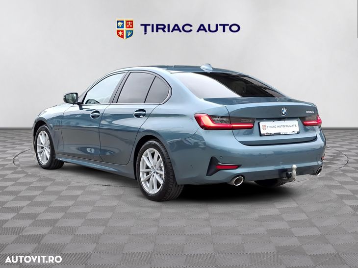 BMW Seria 3 330e Aut. - 4