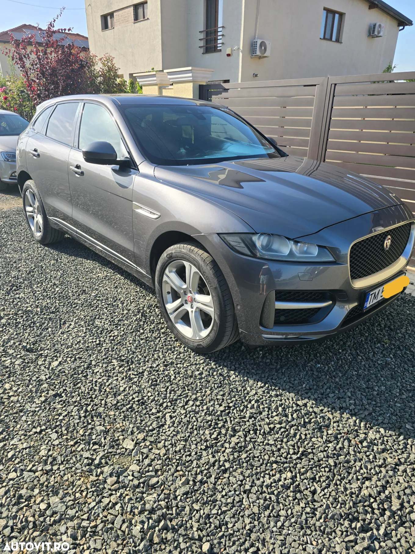 Jaguar F-Pace 25d AWD Aut. R-Sport - 2
