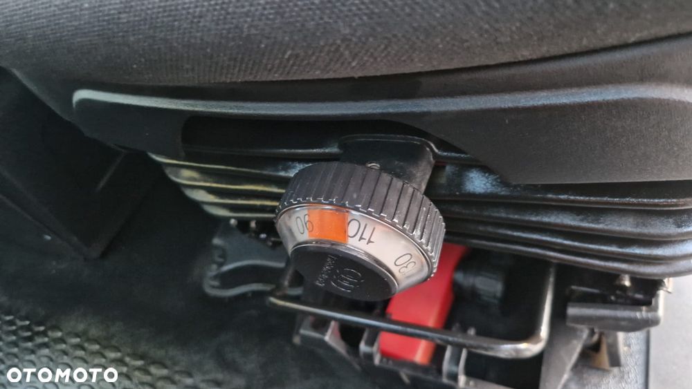 Iveco DAILY 35 Klima Elektryka Tempomat Na Bliźniaku Furgon 3os. Hak Serwis - 11