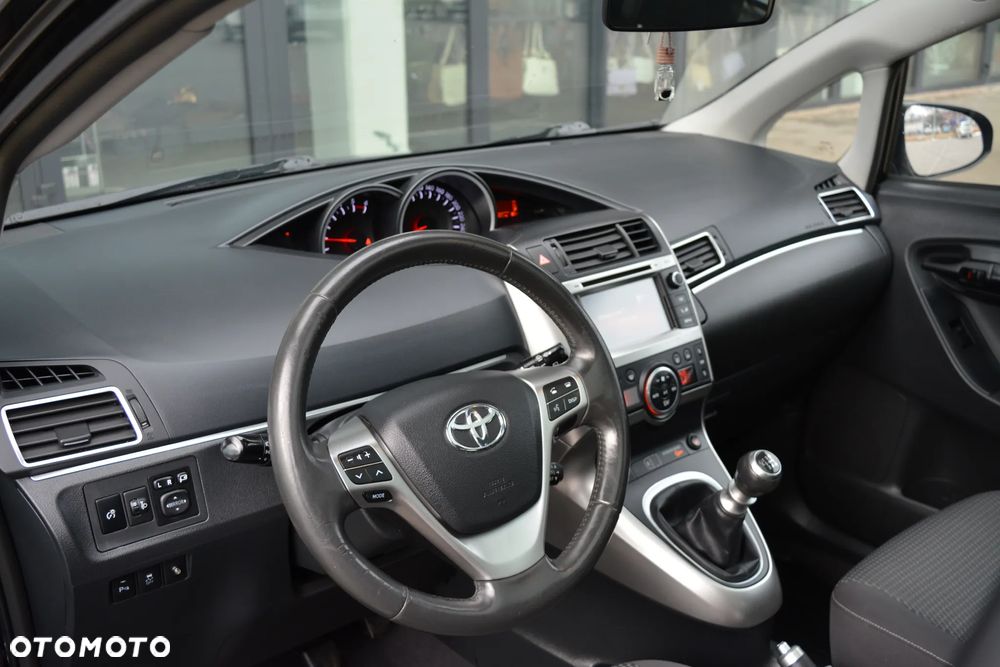 Toyota Verso 1.6 D-4D 5-Sitzer Start/Stop Edition S+ - 19