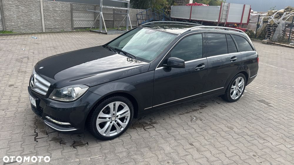 Mercedes-Benz C-Class 2014 photo 2