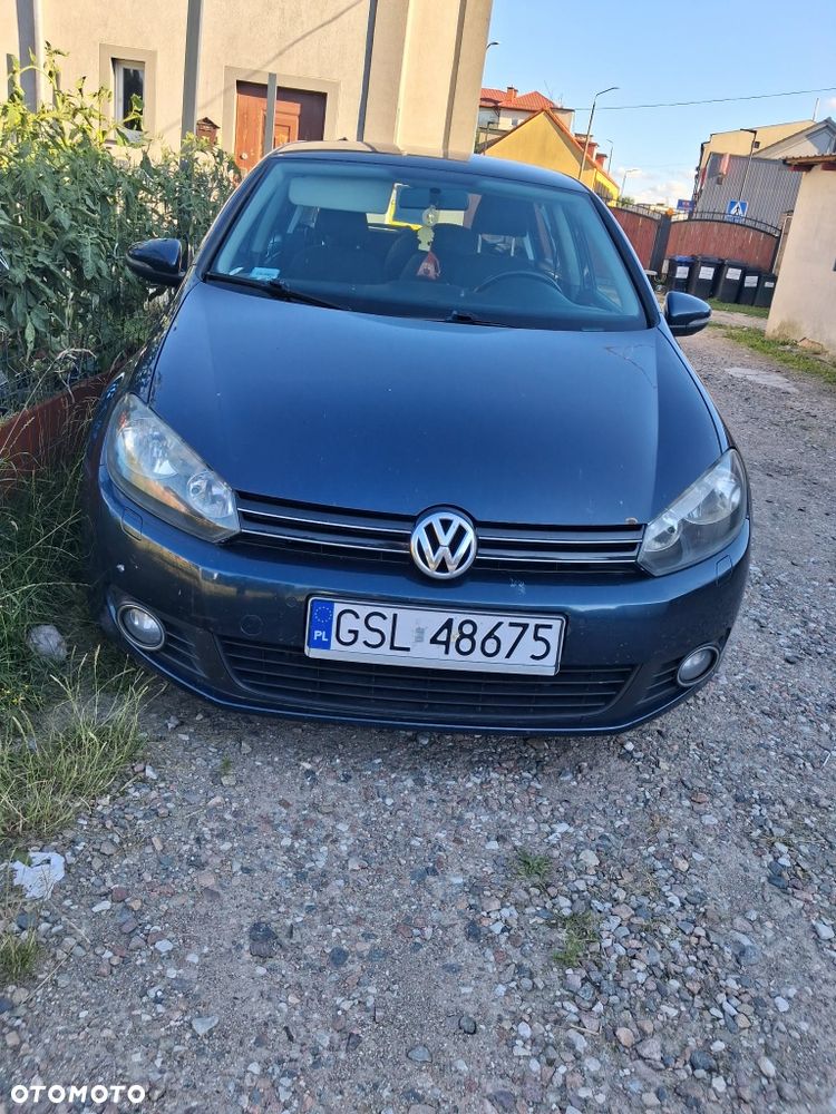 Volkswagen Golf - 1