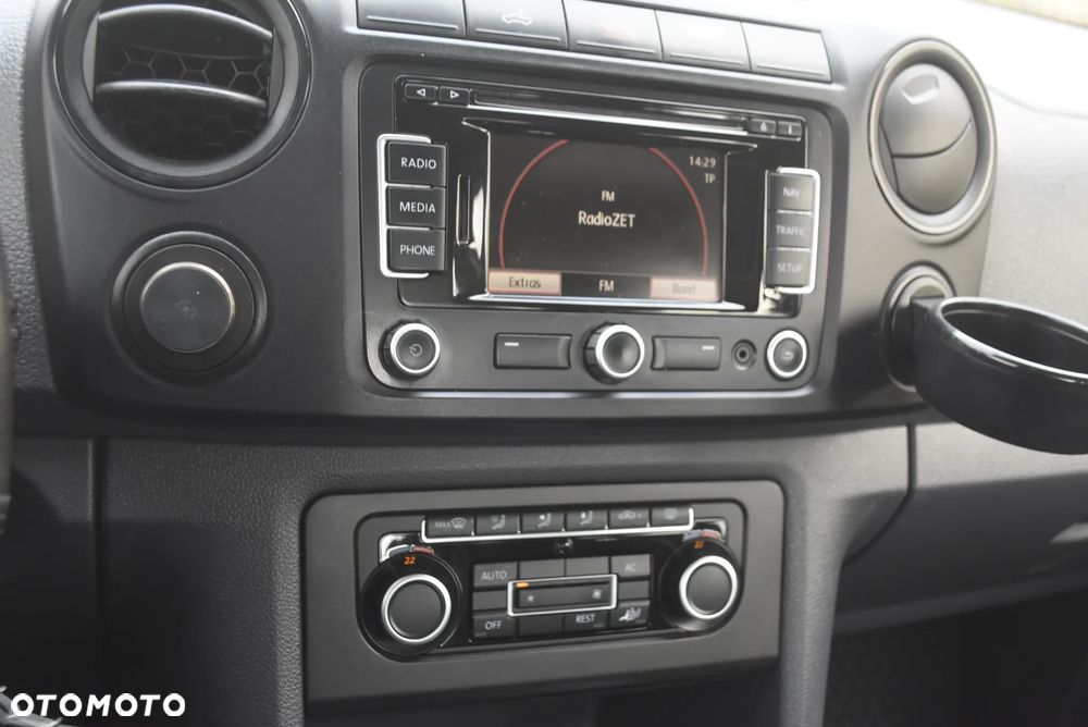 Volkswagen Amarok - 16