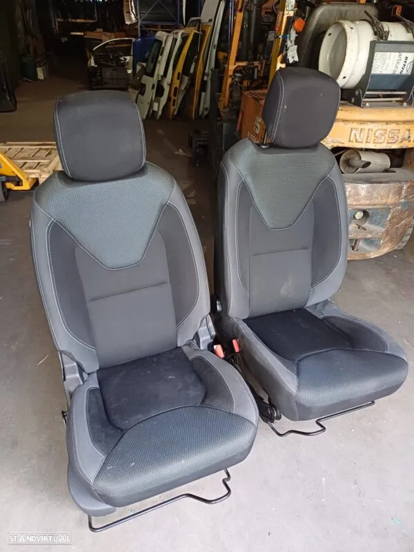 Conjunto de bancos Renault Clio IV Break Fase I de 2012 a 2016 - 2