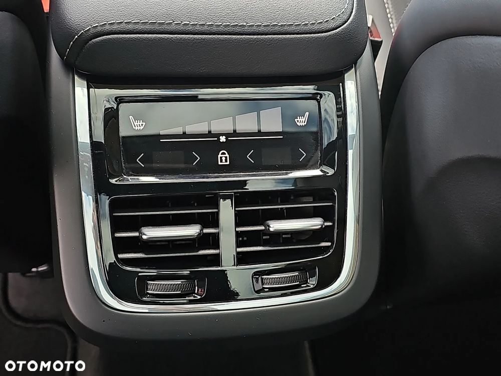 Volvo XC 60 B5 D AWD Ultimate Bright - 16