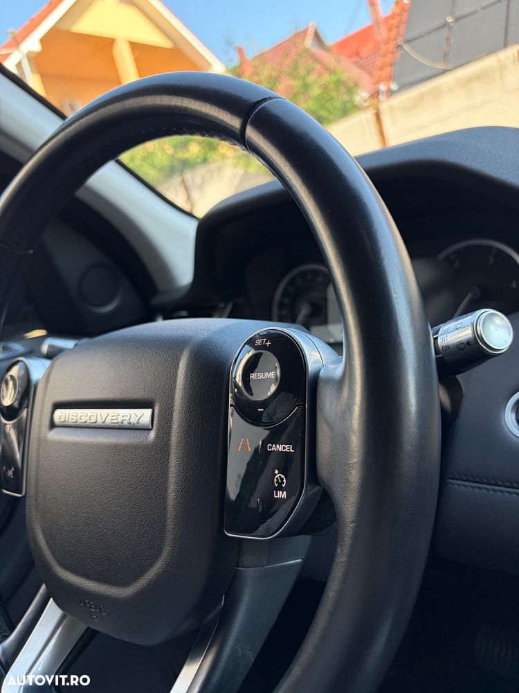 Land Rover Discovery Sport 2.0 D165 MHEV - 24