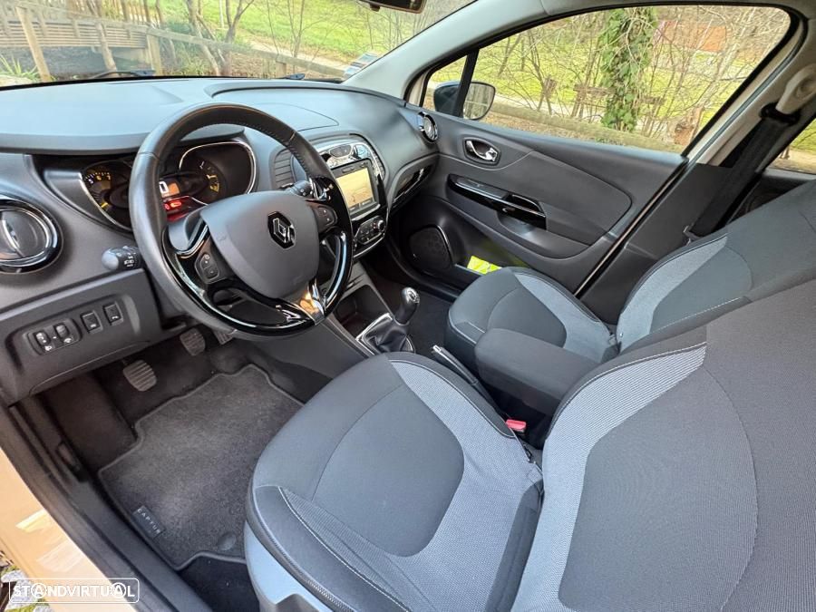 Renault Captur 0.9 TCE Exclusive - 12