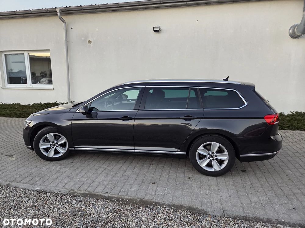 Volkswagen Passat - 7