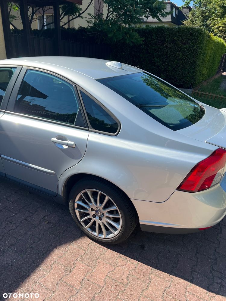 Volvo S40 1.8 - 9