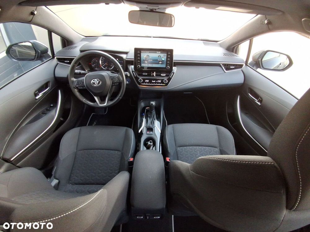 Toyota Corolla 1.8 Hybrid Comfort - 17