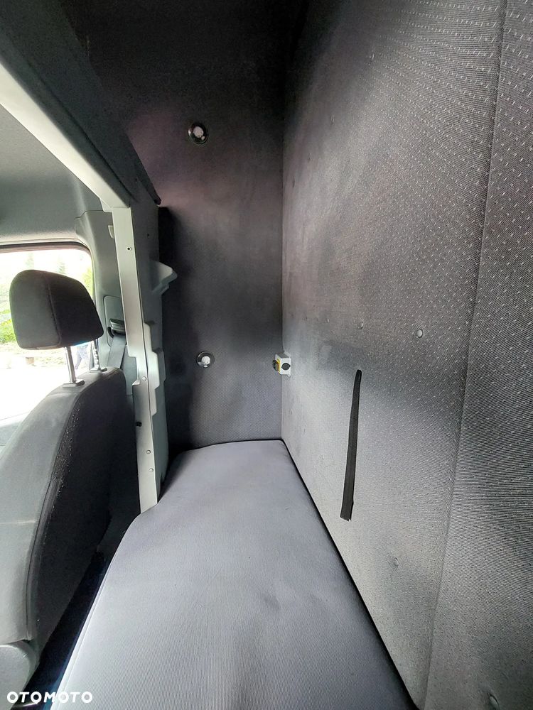Mercedes-Benz Sprinter 917 - 20