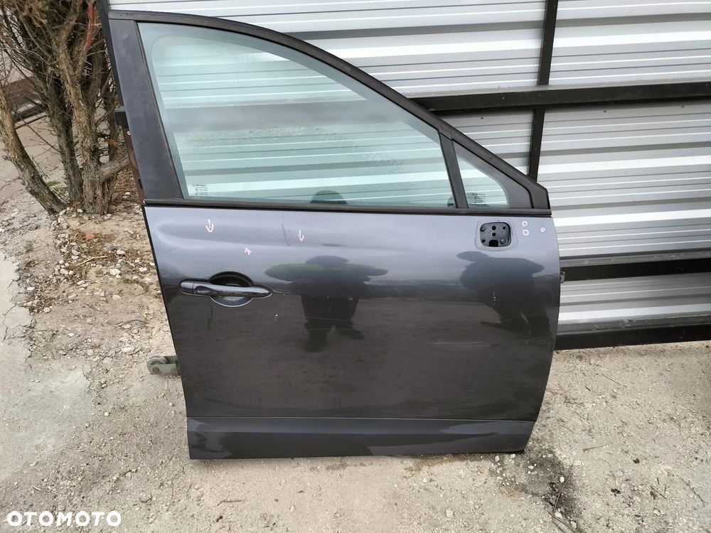DRZWI PRAWY PRZÓD RENAULT SCENIC III   2008 - - 11