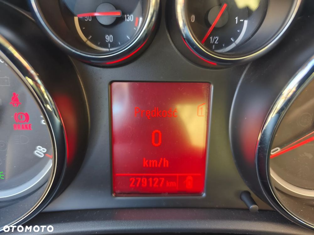 Opel Astra 1.4 T Cosmo - 15