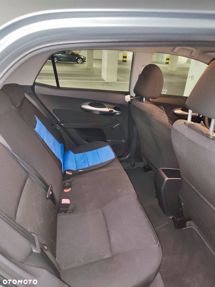 Toyota Auris 1.33 VVT-i Terra - 7