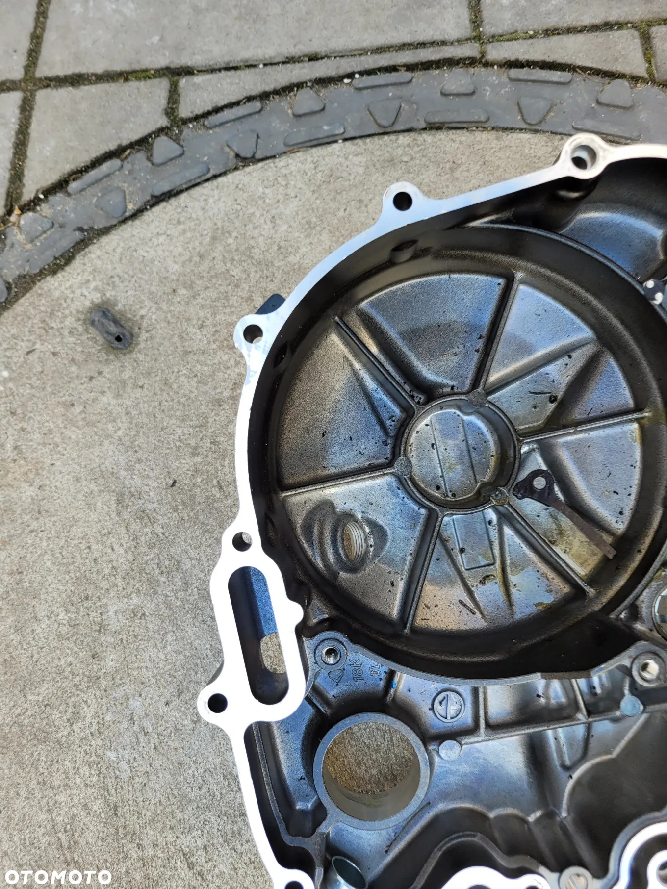 Dekiel, pokrywa silnika Suzuki SV 650 SV650 16- - 15