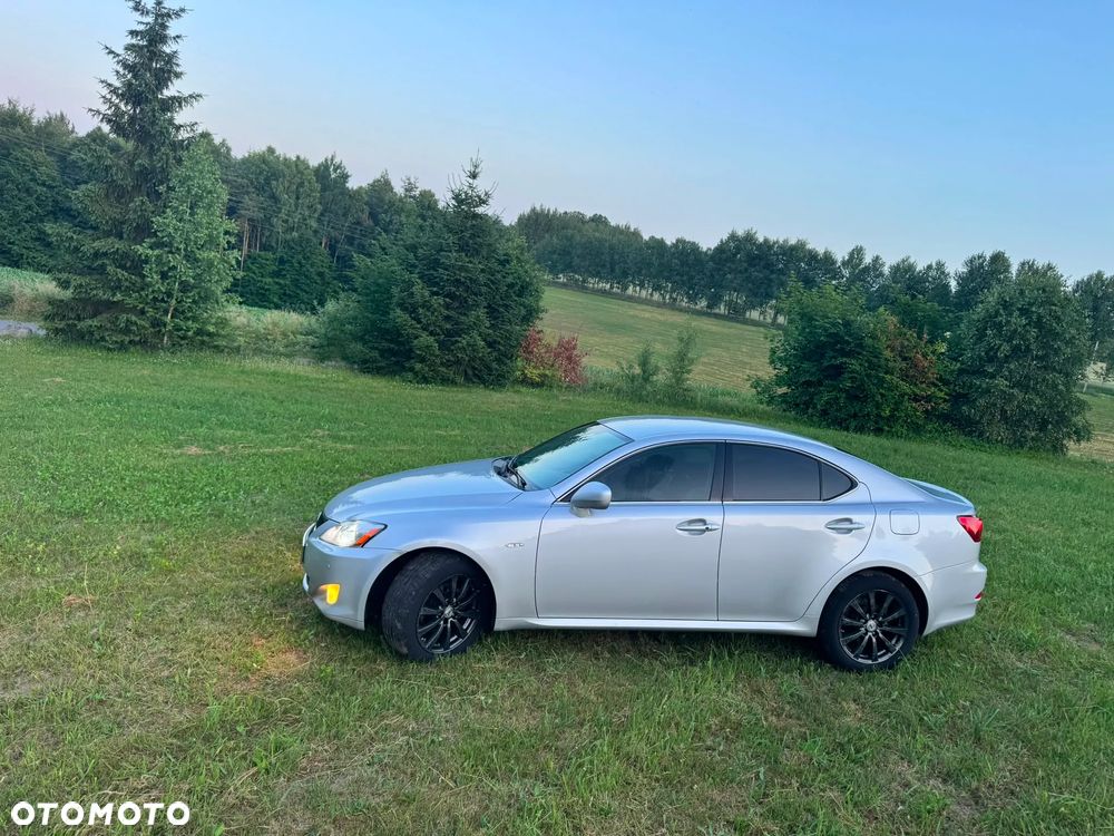 Lexus IS 220 D Prestige - 1
