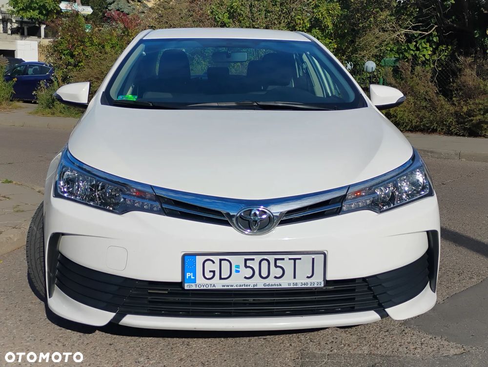 Toyota Corolla - 5