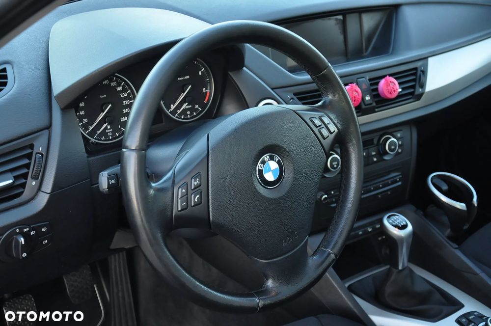 BMW X1 xDrive20d - 21