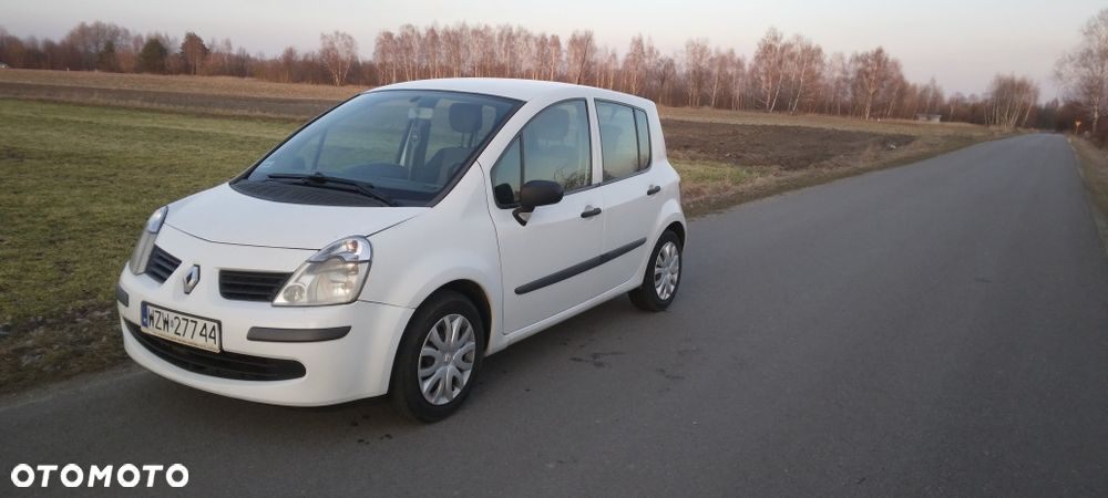Renault Modus - 2
