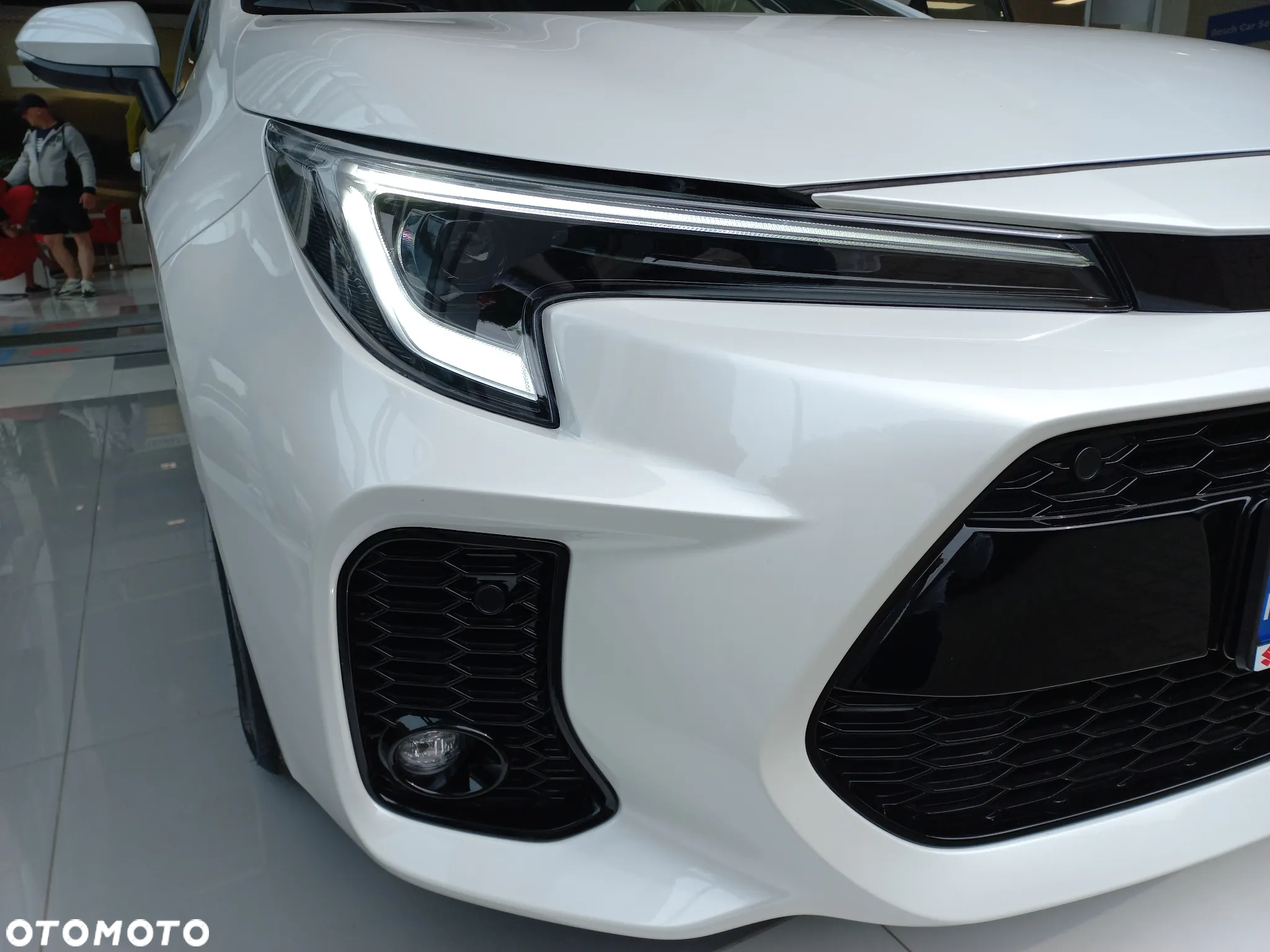 Suzuki Swace 1.8 Hybrid Elegance CVT - 9