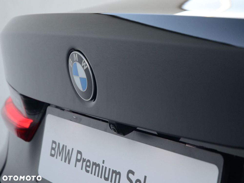 BMW Seria 3 320d xDrive mHEV M Sport sport - 15