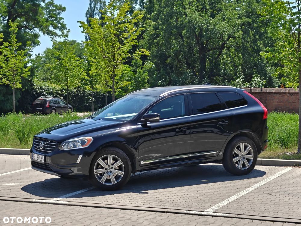 Volvo XC 60 T5 Drive-E Momentum - 2