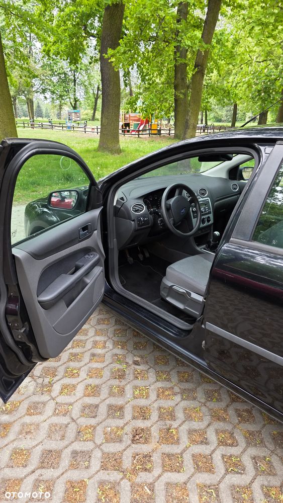 Ford Focus - 19