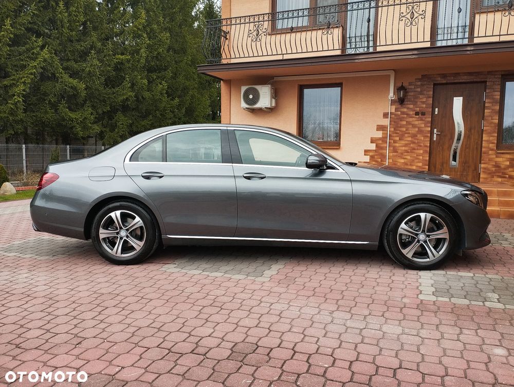 Mercedes-Benz Klasa E 200 9G-TRONIC - 16