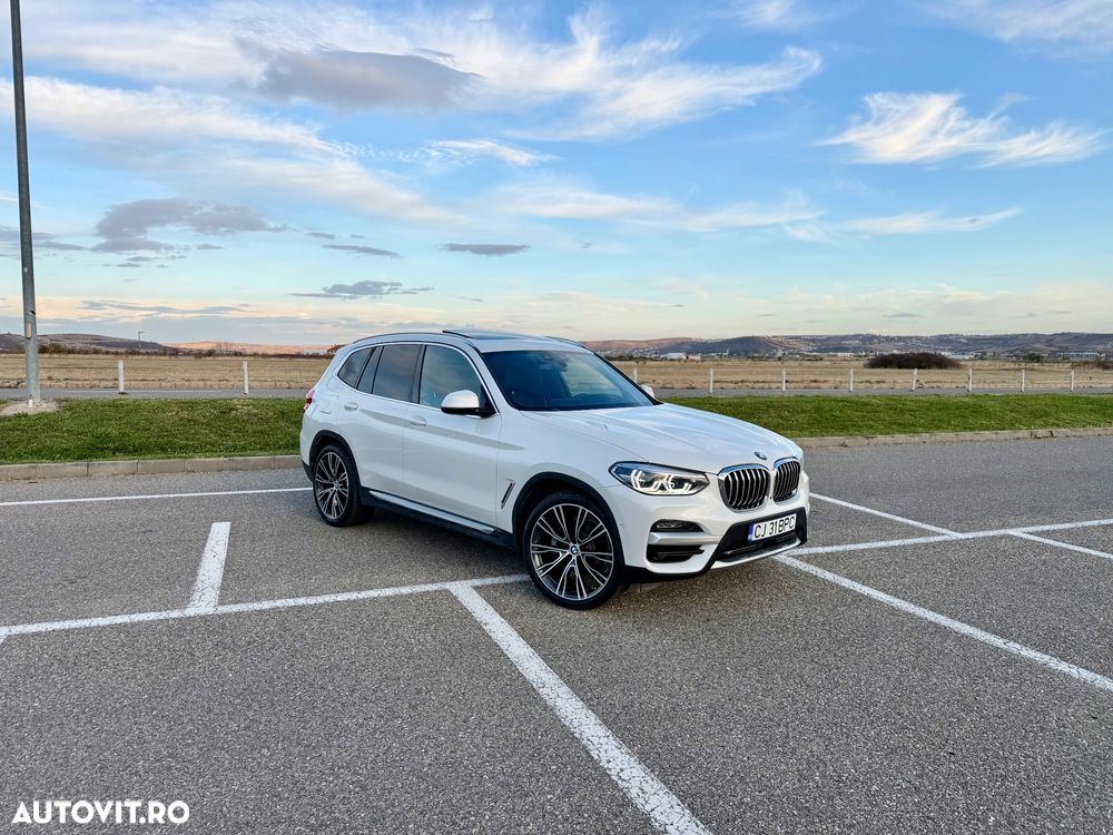 BMW X3 xDrive30i Aut. Advantage - 2