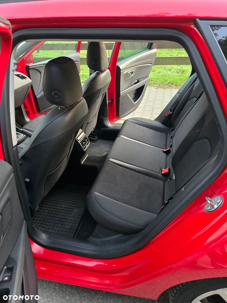 Seat Leon 2.0 TDI DPF DSG FR - 23