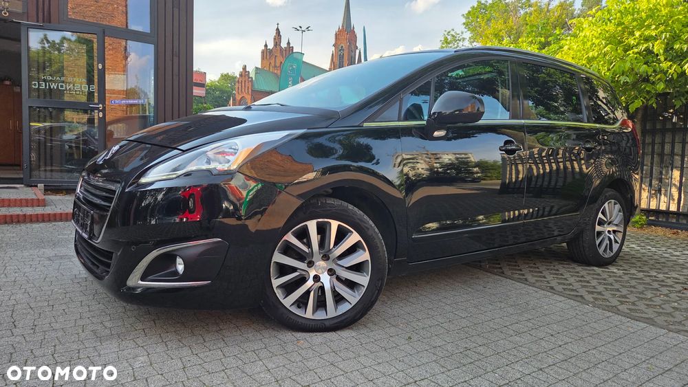 Peugeot 5008 - 10