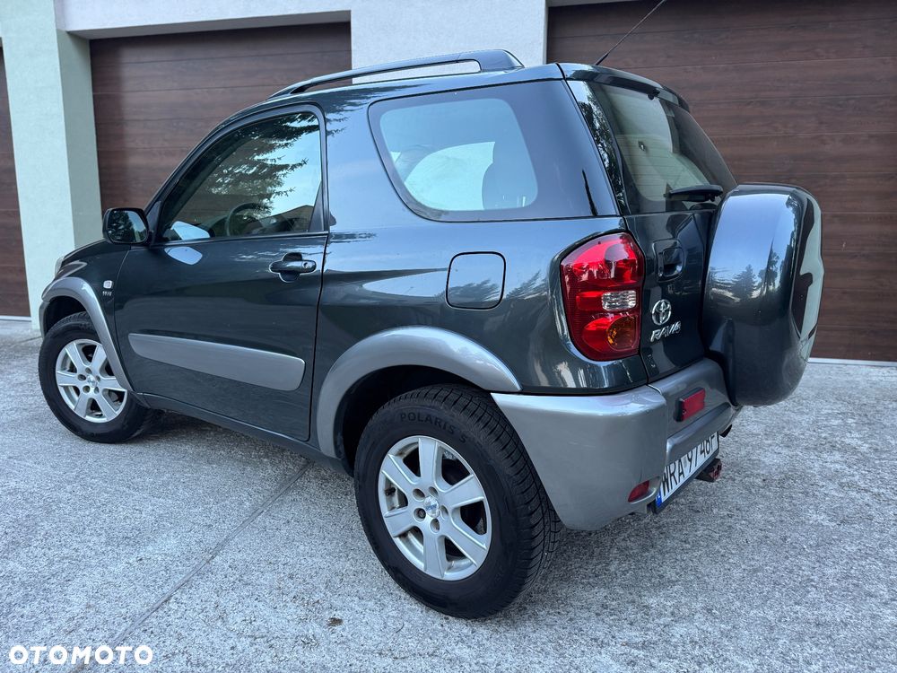 Toyota RAV4 4x2 - 12