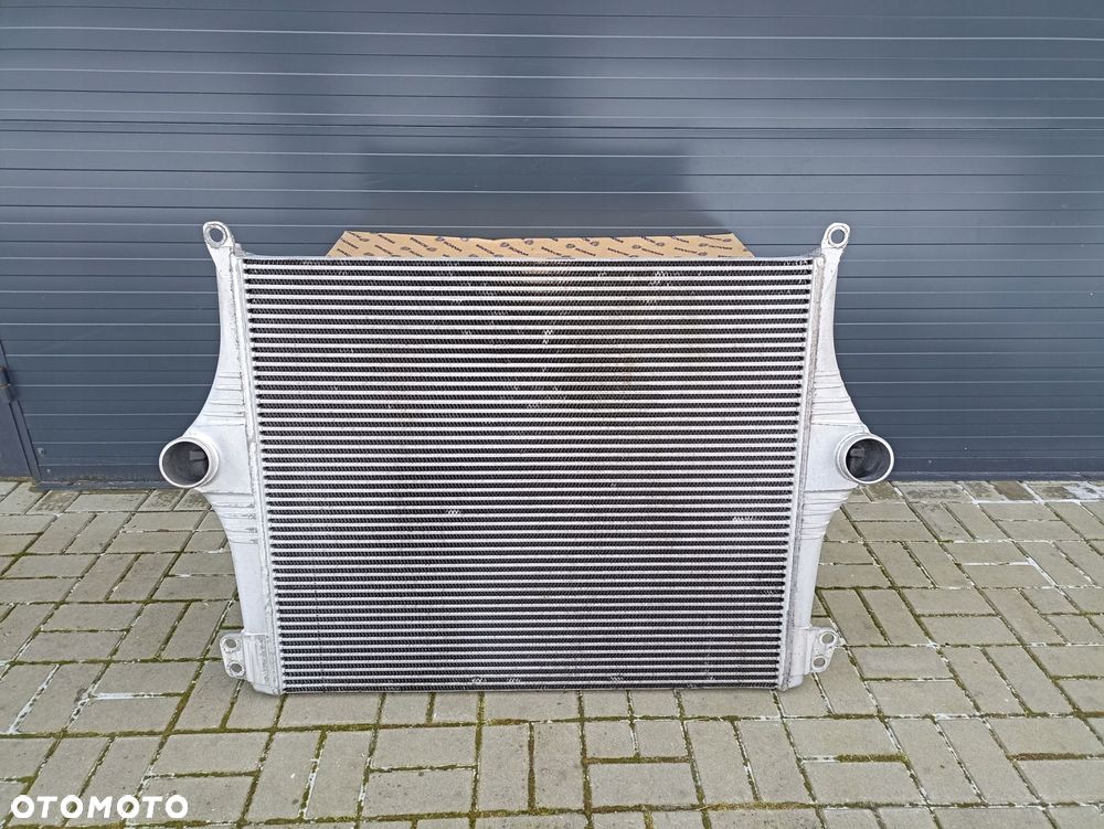 CHŁODNICA INTERCOOLER SCANIA S NOWY MODEL 2433151 - 1