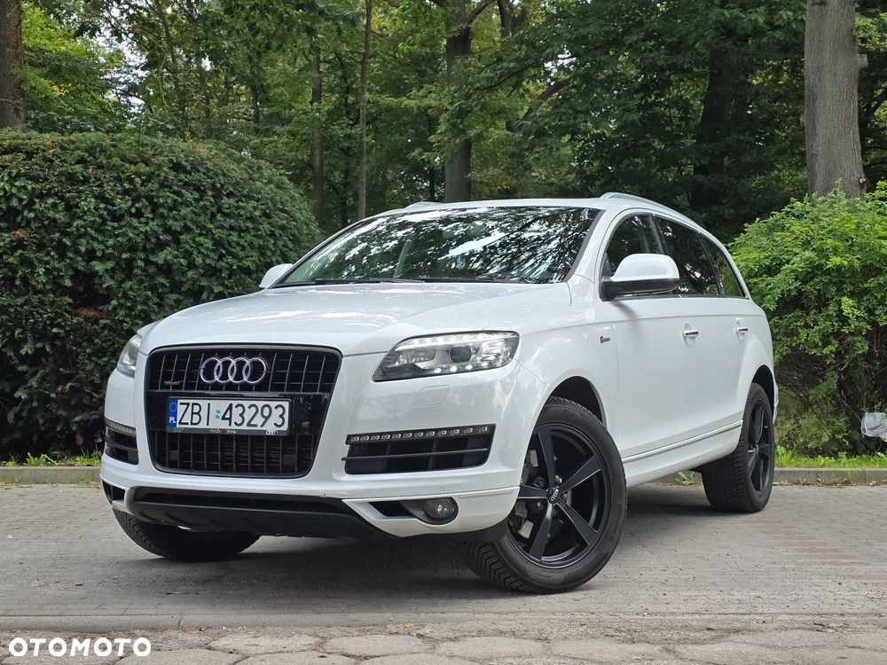 Audi Q7 - 1