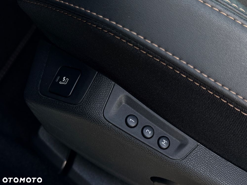 Peugeot 5008 BlueHDi 180 EAT8 GT - 8